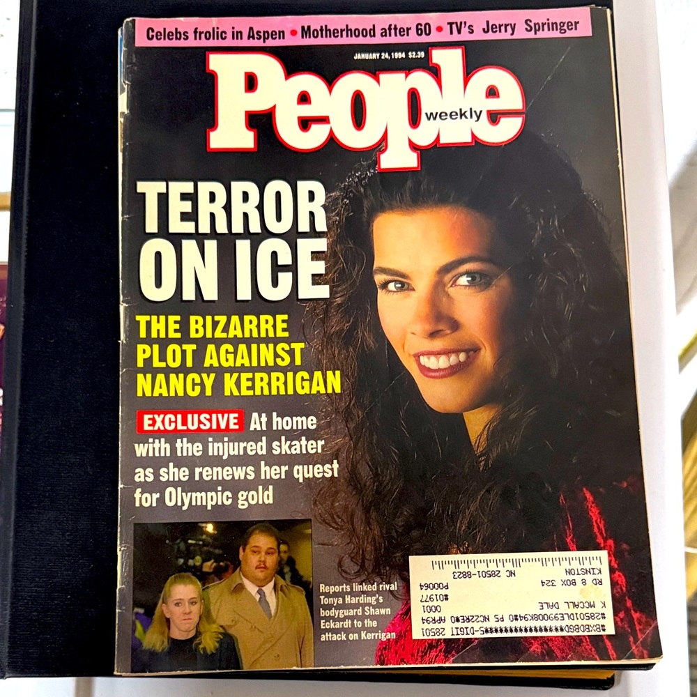People Magazine Jan. 24, 1994 Ice Skating Nancy Kerrigan Tonya Harding EUC